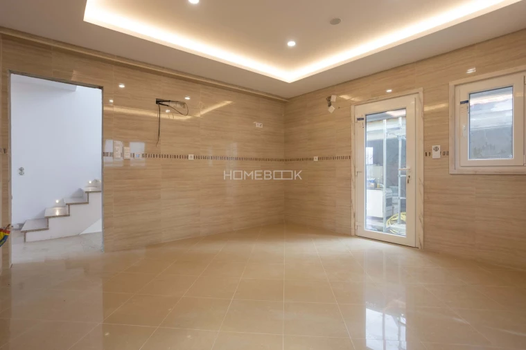 Moradia T4 para Venda em Charneca de Caparica e Sobreda Foto 7