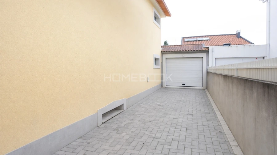 Moradia T4 para Venda em Charneca de Caparica e Sobreda Foto 39