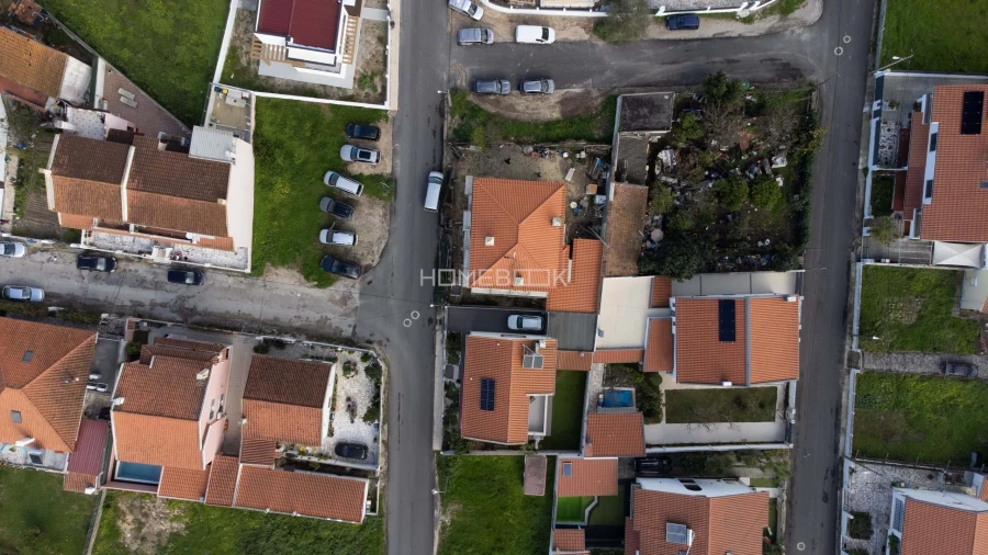 Moradia T4 para Venda em Charneca de Caparica e Sobreda Foto 4