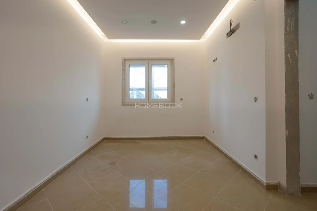 Moradia T4 para Venda em Charneca de Caparica e Sobreda Foto 9