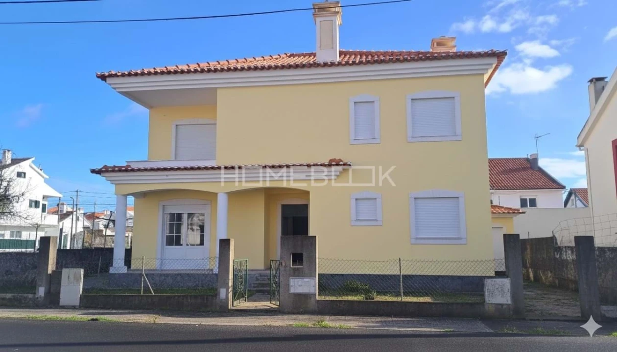 Moradia T4 para Venda em Charneca de Caparica e Sobreda Foto 41