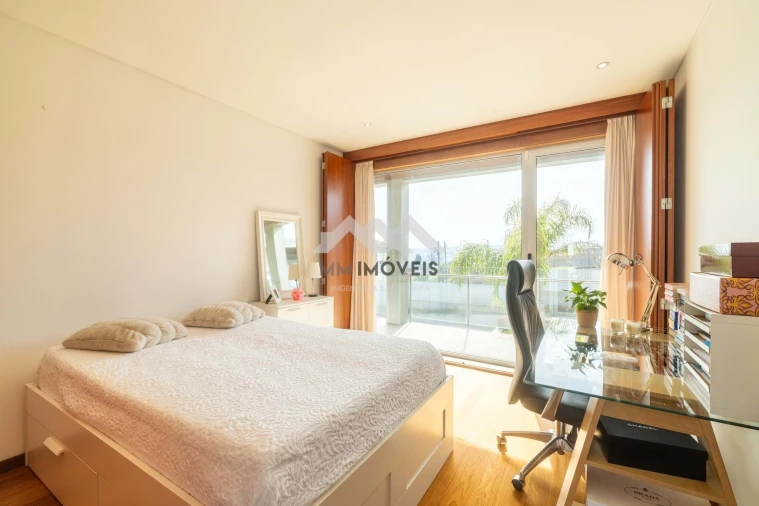 Moradia T3 para Venda em Penafiel Foto 9