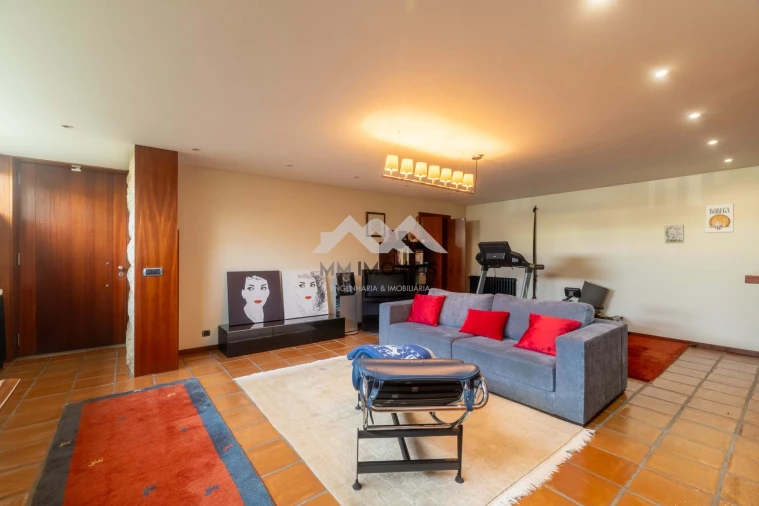 Moradia T3 para Venda em Penafiel Foto 23