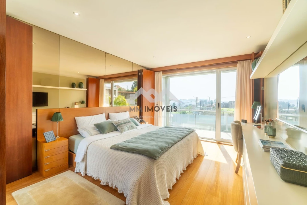 Moradia T3 para Venda em Penafiel Foto 3