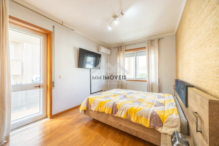 Apartamento T3 para Venda em Avintes Foto 9