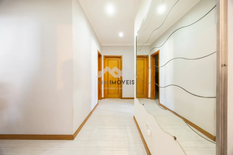 Apartamento T3 para Venda em Avintes Foto 5