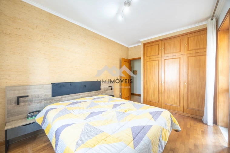 Apartamento T3 para Venda em Avintes Foto 6