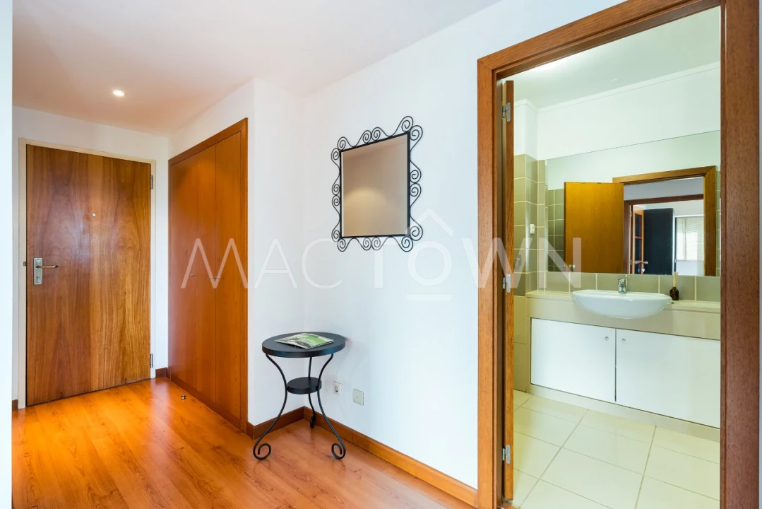 Apartamento T1 para Venda em Santa Clara Foto 2