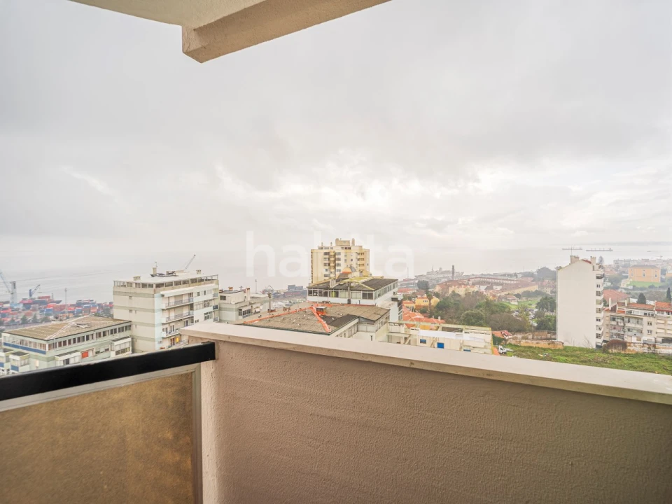 Apartamento T2 para Arrendamento em Penha de França Foto 27