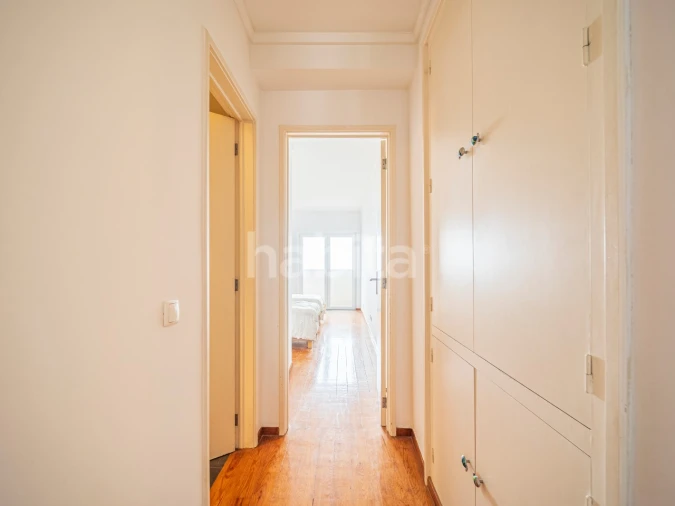 Apartamento T2 para Arrendamento em Penha de França Foto 19
