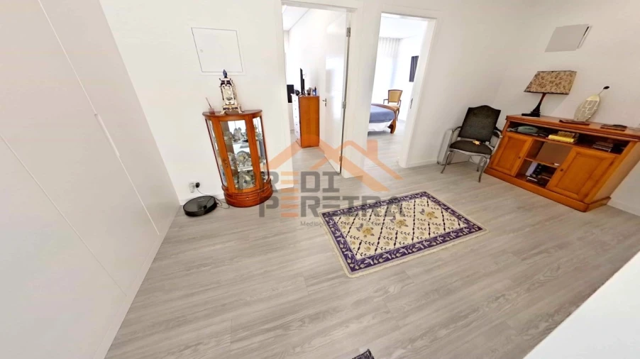 Moradia T3 para Venda em Pontinha e Famões Foto 27