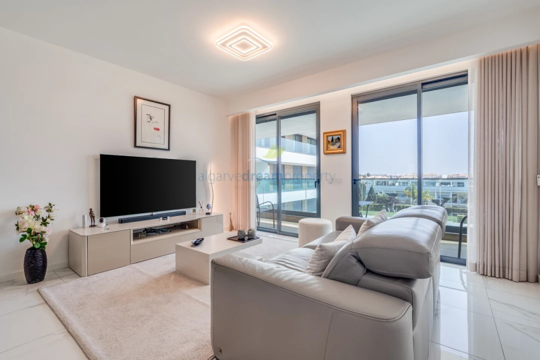 Apartamento T2 para Venda em Albufeira e Olhos de Água Foto 4