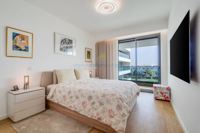 Apartamento T2 para Venda em Albufeira e Olhos de Água Foto 20