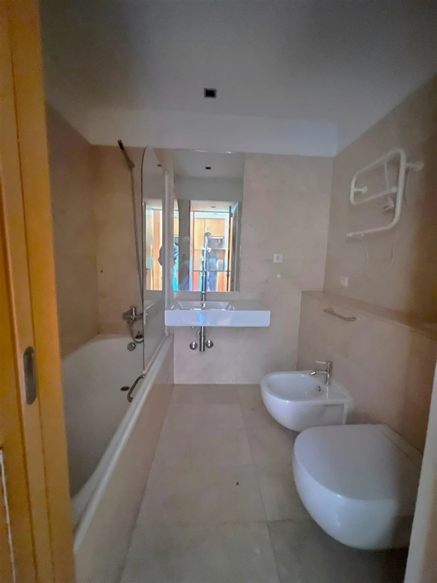 Apartamento T0 para Venda em São Mamede de Infesta e Senhora da Hora Foto 11