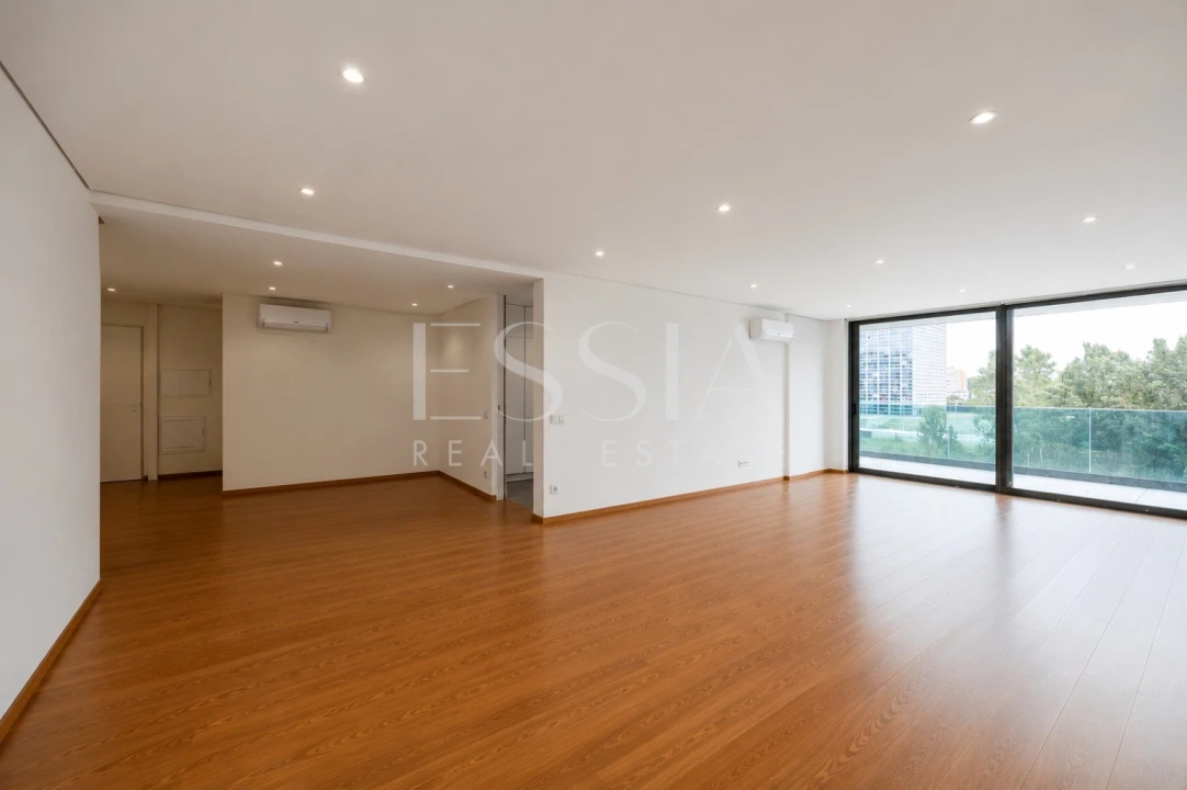 Apartamento T3 para Venda em Ramalde Foto 1