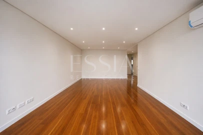 Apartamento T3 para Venda em Ramalde