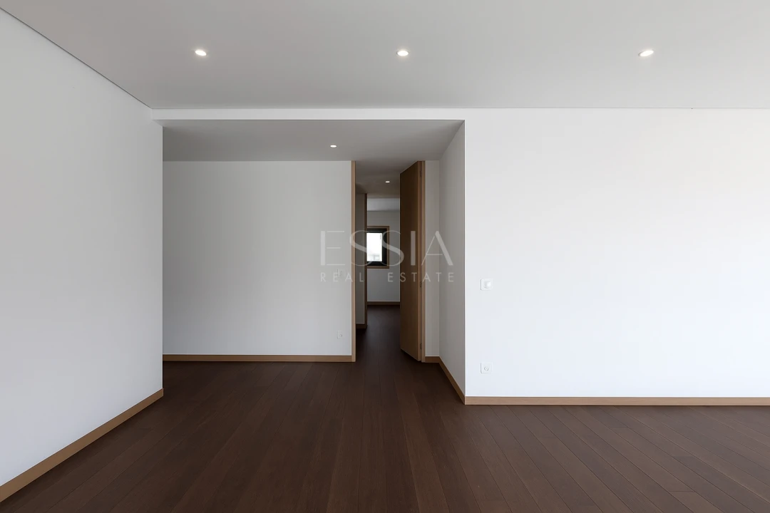 Apartamento T3 para Venda em Ramalde Foto 3