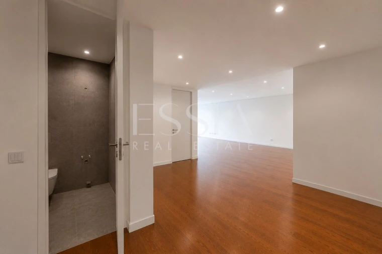 Apartamento T3 para Venda em Ramalde Foto 2
