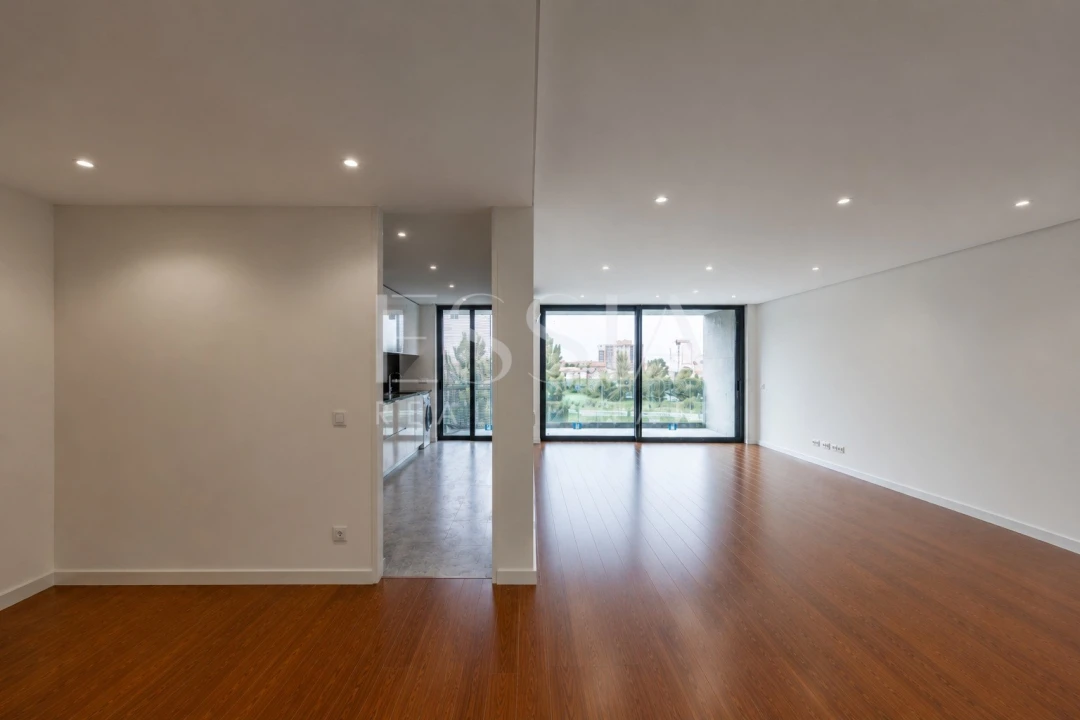 Apartamento T3 para Venda em Ramalde Foto 3