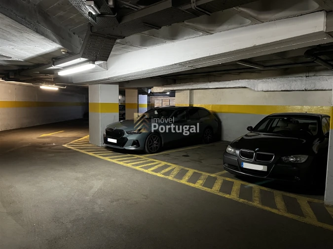 Apartamento T3 para Arrendamento em Lordelo do Ouro e Massarelos Foto 43