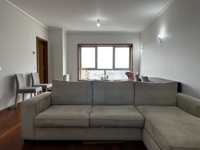 Apartamento T3 para Arrendamento em Lordelo do Ouro e Massarelos Foto 16