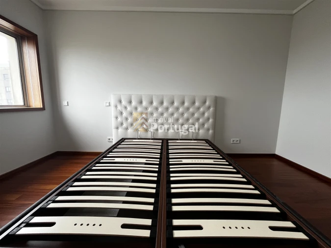 Apartamento T3 para Arrendamento em Lordelo do Ouro e Massarelos Foto 26