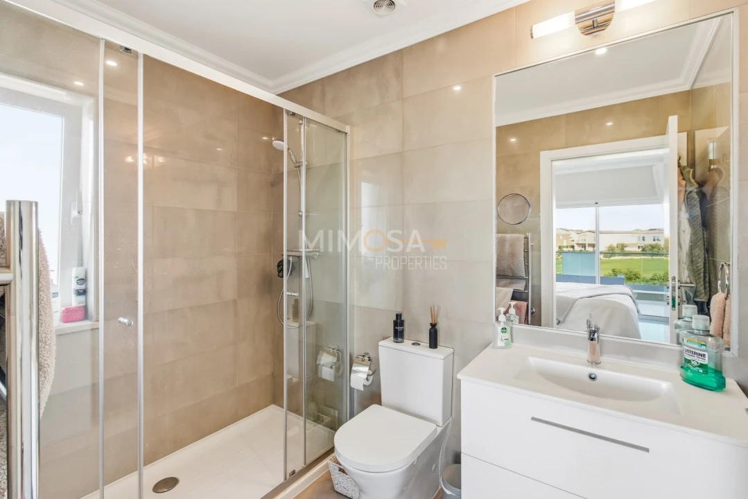 Moradia T4 para Venda em Lagos (São Sebastião e Santa Maria) Foto 20