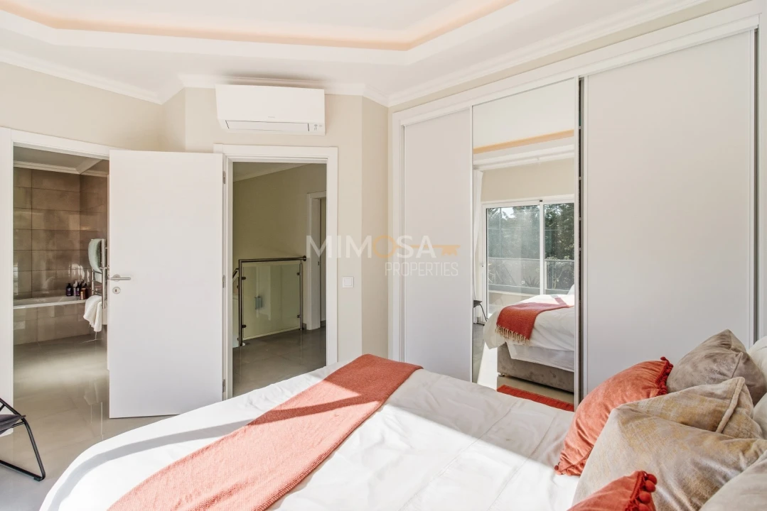 Moradia T4 para Venda em Lagos (São Sebastião e Santa Maria) Foto 22