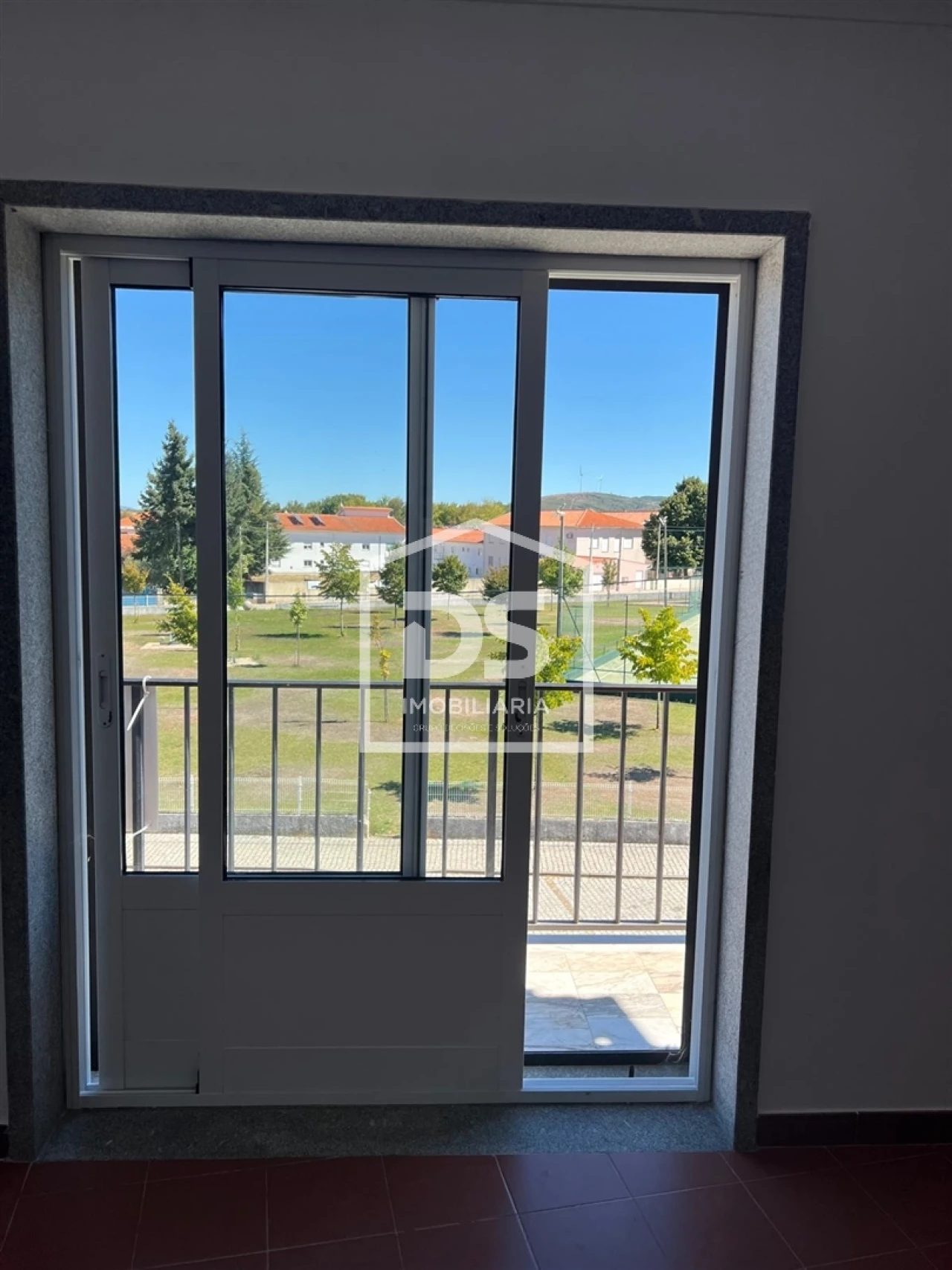 Apartamento T2 para Venda em Souto Foto 8