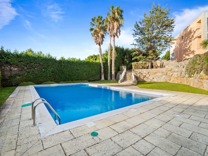 Apartamento T2 para Venda em Alcabideche Foto 16