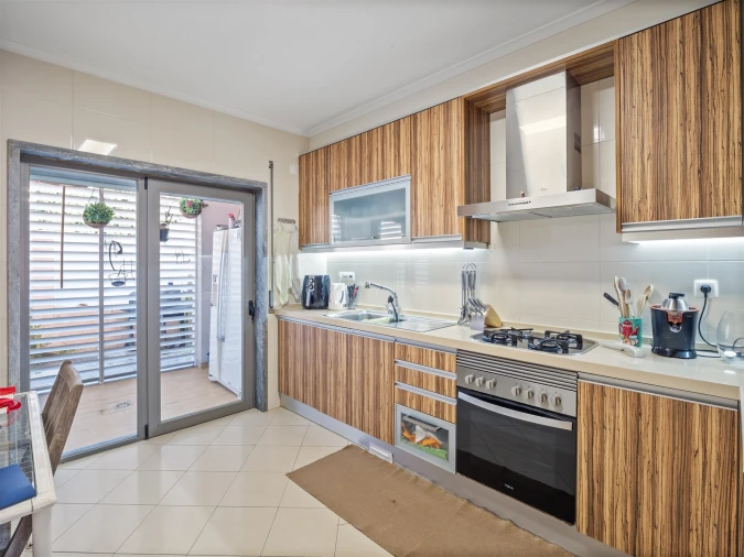 Apartamento T2 para Venda em Alcabideche Foto 6