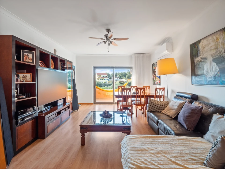 Apartamento T2 para Venda em Alcabideche Foto 3