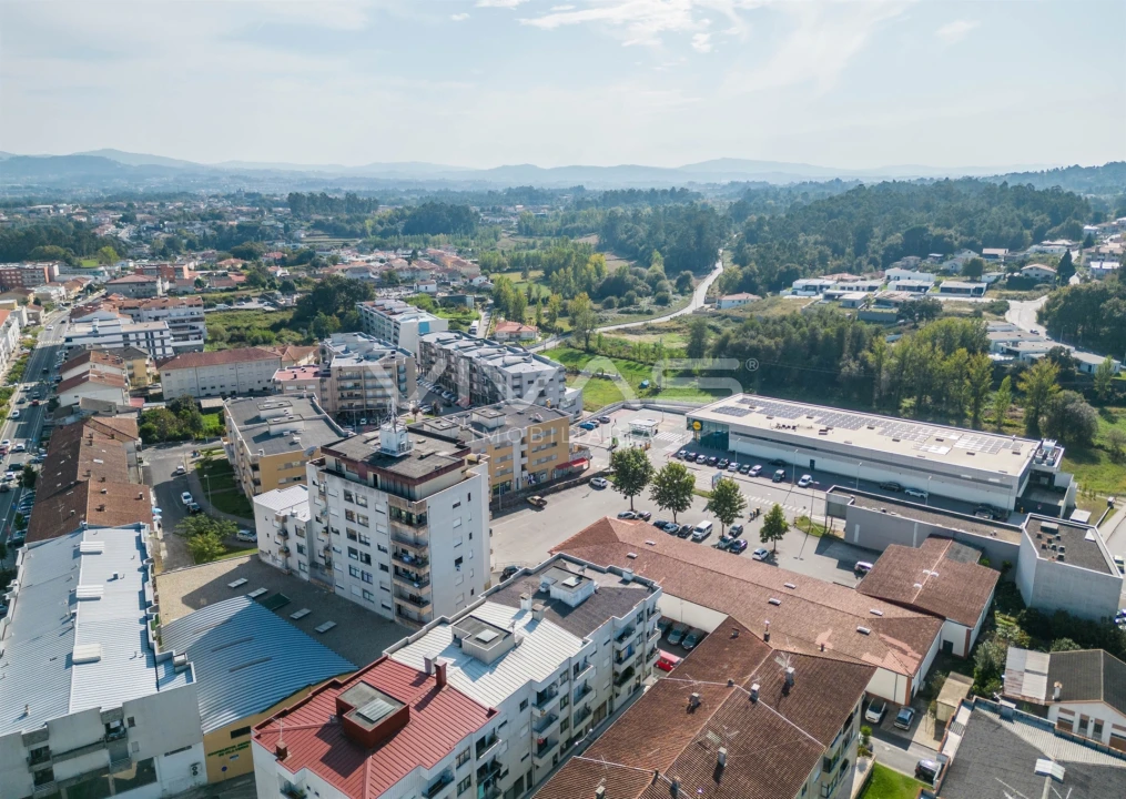 Apartamento T3 para Venda em Vila Verde e Barbudo Foto 2
