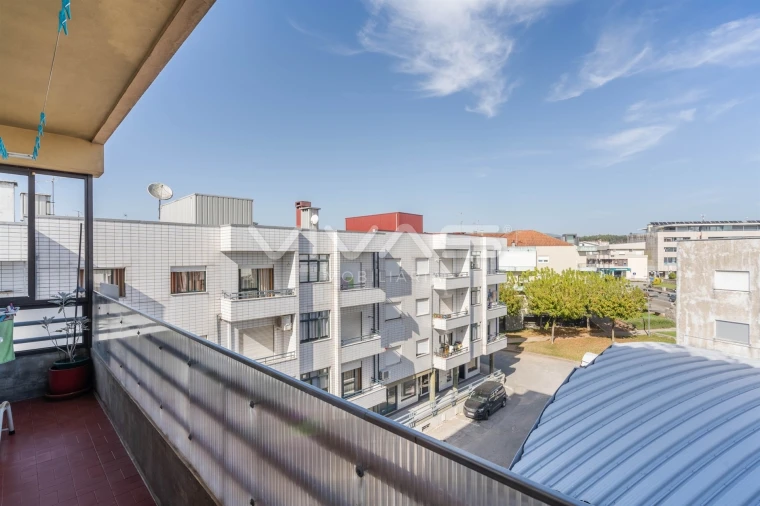 Apartamento T3 para Venda em Vila Verde e Barbudo Foto 20