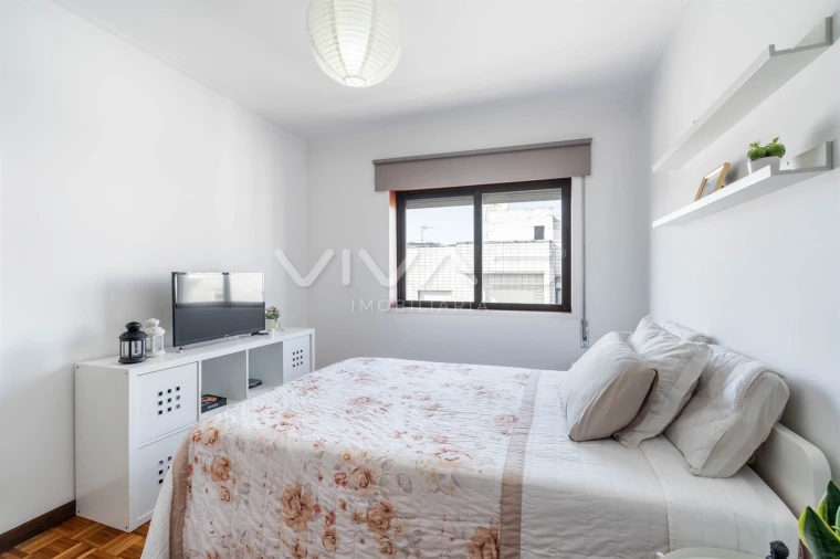 Apartamento T3 para Venda em Vila Verde e Barbudo Foto 14