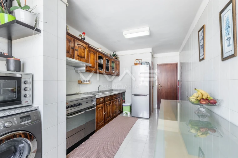 Apartamento T3 para Venda em Vila Verde e Barbudo Foto 5