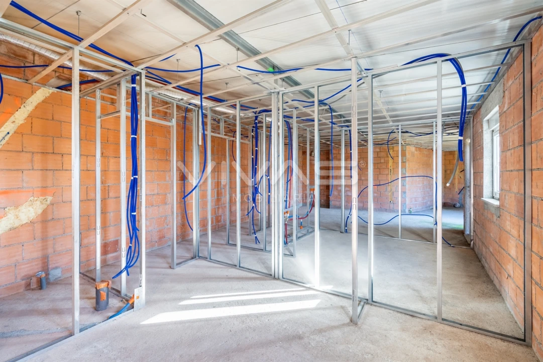 Moradia T2 para Venda em Caldelas, Sequeiros e Paranhos Foto 7