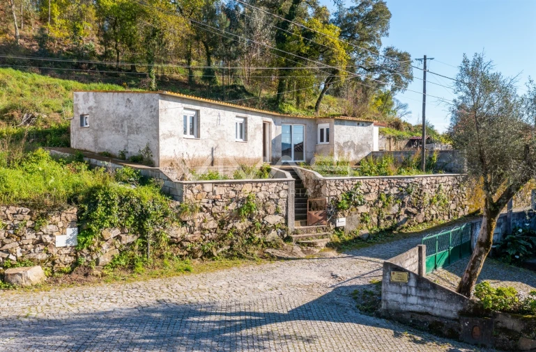 Moradia T2 para Venda em Caldelas, Sequeiros e Paranhos Foto 11