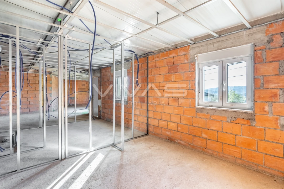 Moradia T2 para Venda em Caldelas, Sequeiros e Paranhos Foto 8