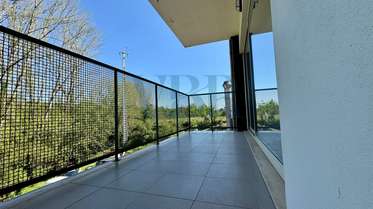 Apartamento T3 para Venda em Caldelas Foto 2