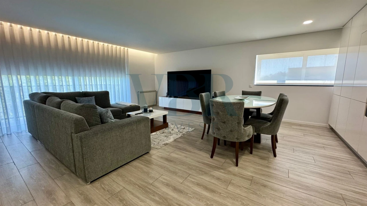 Apartamento T3 para Venda em Caldelas Foto 4