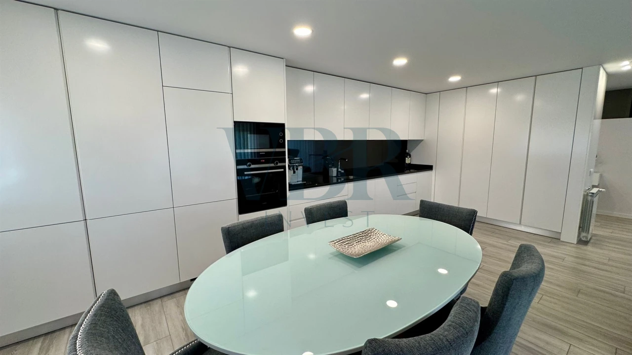 Apartamento T3 para Venda em Caldelas Foto 7