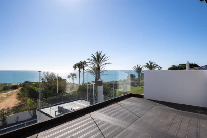 Moradia T3 para Venda em Albufeira e Olhos de Água