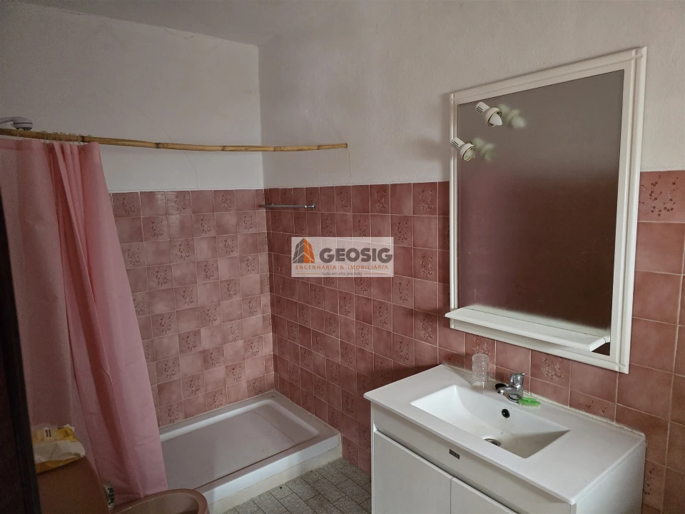 Moradia T1 para Venda em Almodôvar e Graça dos Padrões Foto 17