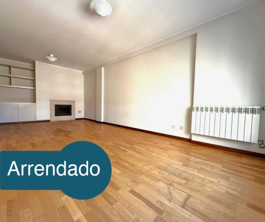 Apartamento T3 para Arrendamento em São Mamede de Infesta e Senhora da Hora Foto 1