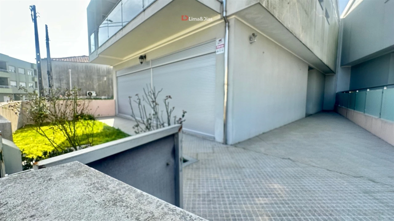 Moradia T4 para Venda em Pedroso e Seixezelo Foto 37
