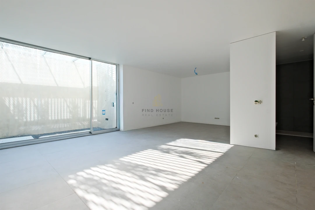 Moradia T4 para Venda em São Domingos de Rana Foto 36