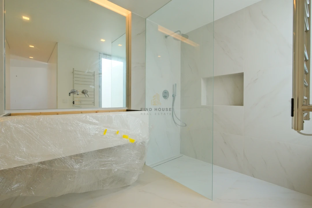 Moradia T4 para Venda em São Domingos de Rana Foto 24