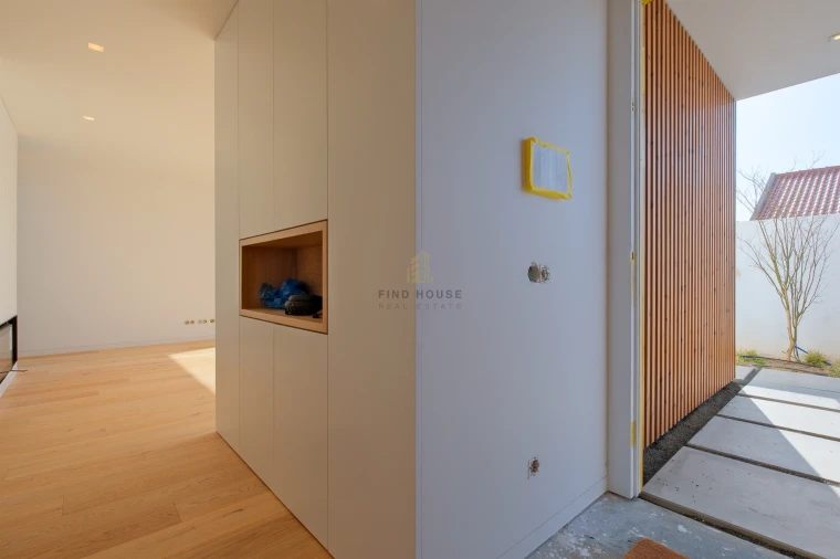 Moradia T4 para Venda em São Domingos de Rana Foto 6