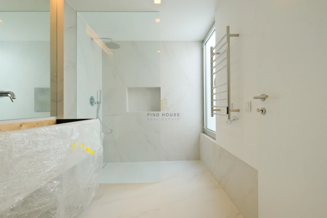 Moradia T4 para Venda em São Domingos de Rana Foto 26